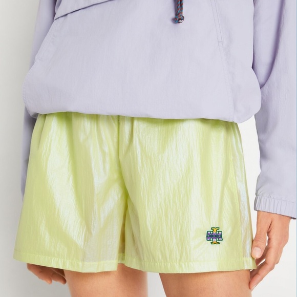Tory Burch Iridescent Tafeta Running Shorts NWT Lemon Glow - Picture 1 of 12